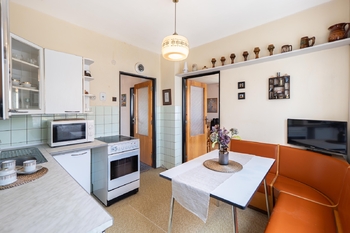 Prodej domu 209 m², Praha 10 - Uhříněves