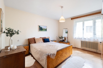 Prodej domu 209 m², Praha 10 - Uhříněves