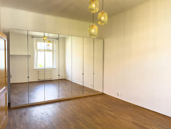 bedroom - Pronájem bytu 2+kk v osobním vlastnictví 45 m², Praha 3 - Žižkov