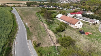 pohled na pozemky - Prodej pozemku 871 m², Benátky nad Jizerou