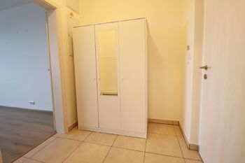 Pronájem bytu 1+kk v osobním vlastnictví 40 m², Praha 9 - Černý Most