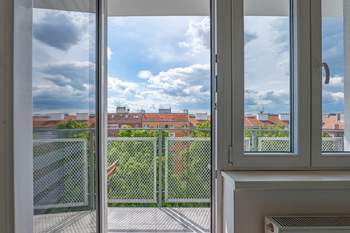 Výhled - Pronájem bytu 2+kk v osobním vlastnictví 38 m², Praha 3 - Žižkov
