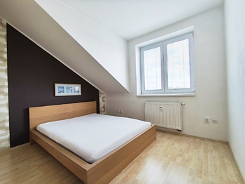 Pronájem bytu 2+kk v osobním vlastnictví 49 m², České Budějovice