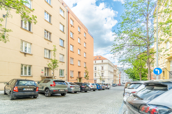 Prodej bytu 1+kk v osobním vlastnictví 34 m², Praha 3 - Žižkov