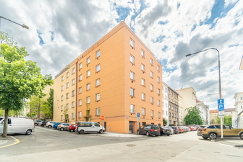 Prodej bytu 1+kk v osobním vlastnictví 34 m², Praha 3 - Žižkov