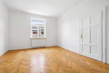 Obývák - Prodej bytu 3+1 v osobním vlastnictví 84 m², Praha 4 - Nusle