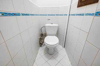 Toaleta - Prodej bytu 3+1 v osobním vlastnictví 84 m², Praha 4 - Nusle
