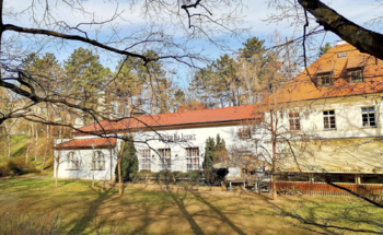 Divadlo Na Jezerce - Prodej bytu 3+1 v osobním vlastnictví 84 m², Praha 4 - Nusle
