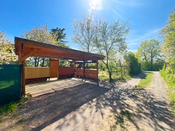 Prodej pozemku 400 m², Praha 6 - Suchdol