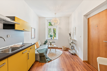 Prodej bytu 1+1 v osobním vlastnictví 32 m², Praha 8 - Libeň