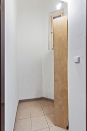 Prodej bytu 1+1 v osobním vlastnictví 32 m², Praha 8 - Libeň