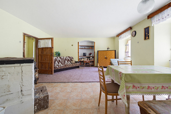 Prodej pozemku 105830 m², Blatno
