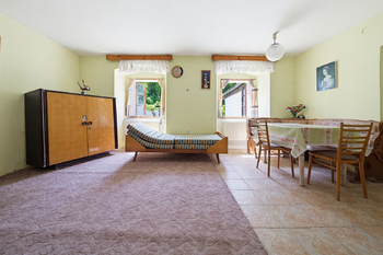 Prodej pozemku 105830 m², Blatno