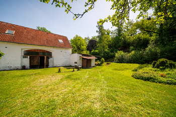 Prodej pozemku 105830 m², Blatno
