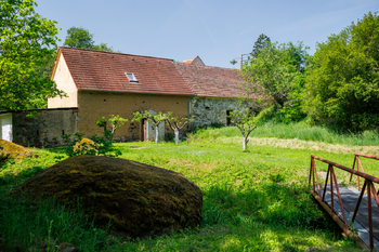 Prodej pozemku 105830 m², Blatno