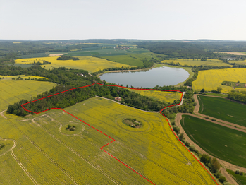 Prodej pozemku 105830 m², Blatno