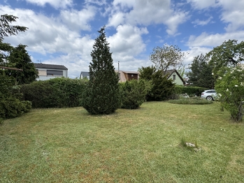 Prodej pozemku 1245 m², Praha 5 - Lipence