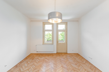 Pronájem bytu 2+kk v osobním vlastnictví 64 m², Praha 4 - Nusle