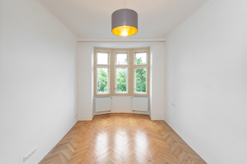 Pronájem bytu 2+kk v osobním vlastnictví 64 m², Praha 4 - Nusle