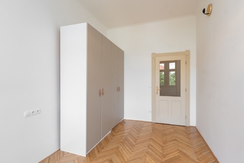 Pronájem bytu 2+kk v osobním vlastnictví 64 m², Praha 4 - Nusle