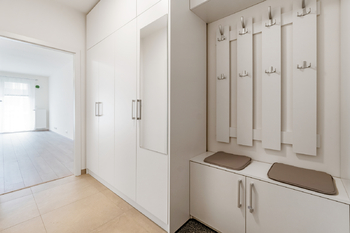 předsíň - Pronájem bytu 1+kk v osobním vlastnictví 38 m², Praha 9 - Vysočany