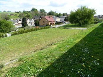 Celkový pohled na pronajímaný pozemek. - Pronájem pozemku 1091 m², Dražice 