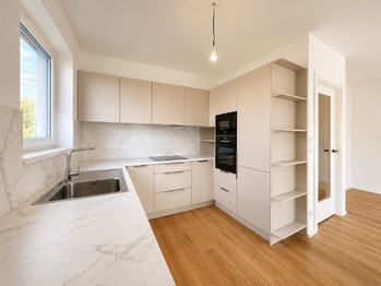 Kuchyň - Prodej domu 114 m², Kutná Hora