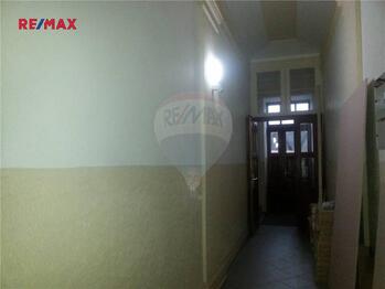 interiér domu - Pronájem bytu 1+1 v osobním vlastnictví 50 m², Praha 7 - Holešovice