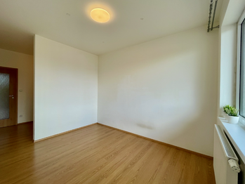 Pronájem bytu 2+kk v osobním vlastnictví 81 m², Benešov