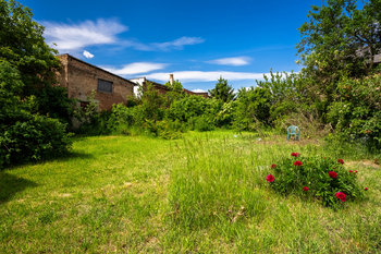 Zadní část zahrady - Prodej domu 160 m², Lysá nad Labem