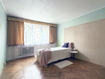 Pokoj - Prodej bytu 2+1 v osobním vlastnictví 57 m², Chodov