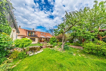 Prodej domu 195 m², Schořov