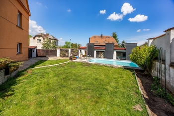 Prodej domu 246 m², Praha 6 - Ruzyně