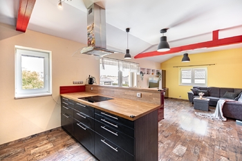 Prodej domu 239 m², Květnice