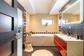 Prodej domu 239 m², Květnice