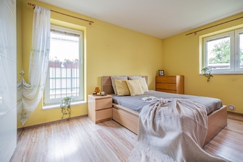 Prodej domu 239 m², Květnice