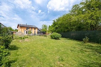 Prodej domu 239 m², Květnice