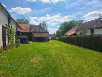zahrada - Prodej domu 120 m², Temelín