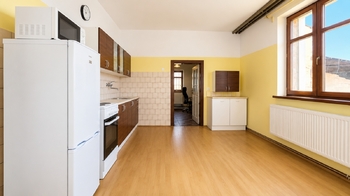 Prodej domu 320 m², Kokořín