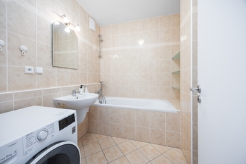 Pronájem bytu 2+kk v osobním vlastnictví 51 m², Praha 4 - Kunratice