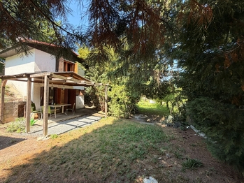 Prodej pozemku 492 m², Pchery