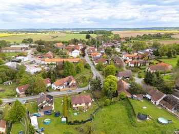 Prodej domu 200 m², Skvrňov