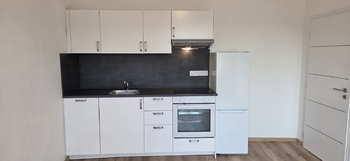 Nová kuchyňská linka - Pronájem bytu 2+kk v osobním vlastnictví 45 m², Praha 10 - Záběhlice