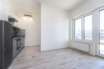 Pronájem bytu 1+kk v osobním vlastnictví 29 m², Praha 10 - Hostivař