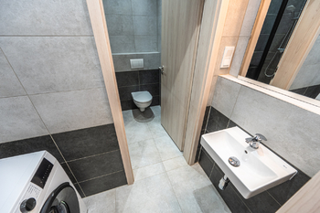 Pronájem bytu 1+kk v osobním vlastnictví 29 m², Praha 10 - Hostivař