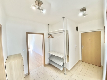 Pronájem bytu 2+kk v osobním vlastnictví 56 m², Beroun