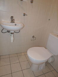 Pronájem domu 150 m², Hostivice