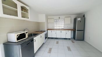 Pronájem domu 100 m², Milovice