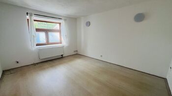 Pronájem domu 100 m², Milovice