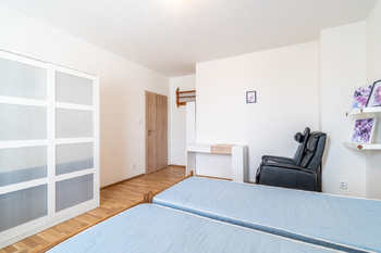Prodej domu 233 m², Praha 5 - Lochkov